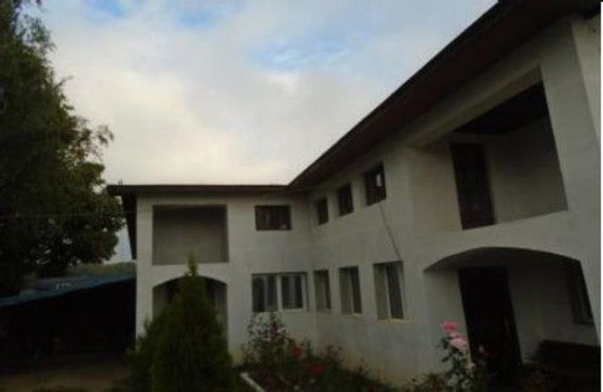 Casă cu 5 camere cu Teren 571 Mp în Cosoba