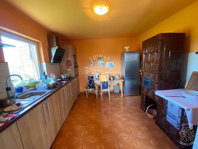 Casă individuală cu 3 camere cu Canalizare în Monariu