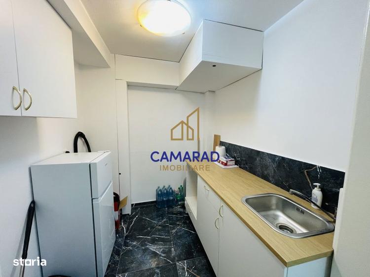 Apartament cu 3 camere, mobilat în Romană