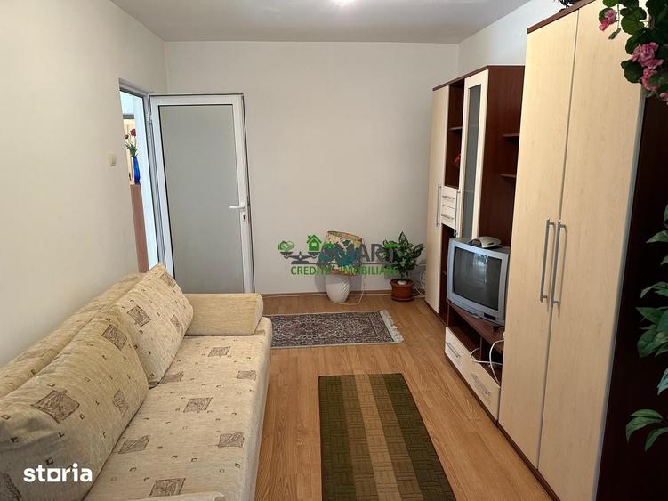 Apartament cu 3 camere în Vasile Alecsandri