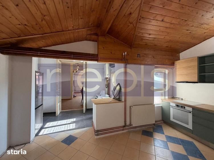 Apartament cu 3 camere decomandat în Știrbei Vodă