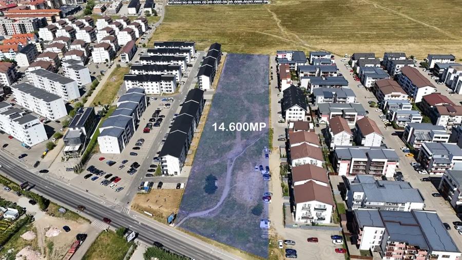 Teren de 14600 mp, în Central