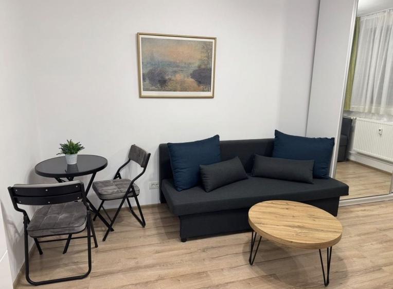 Garsonieră decomandată, mobilată în Floreasca