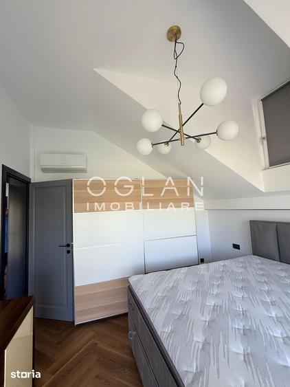 Apartament cu 3 camere semidecomandat în Reșița