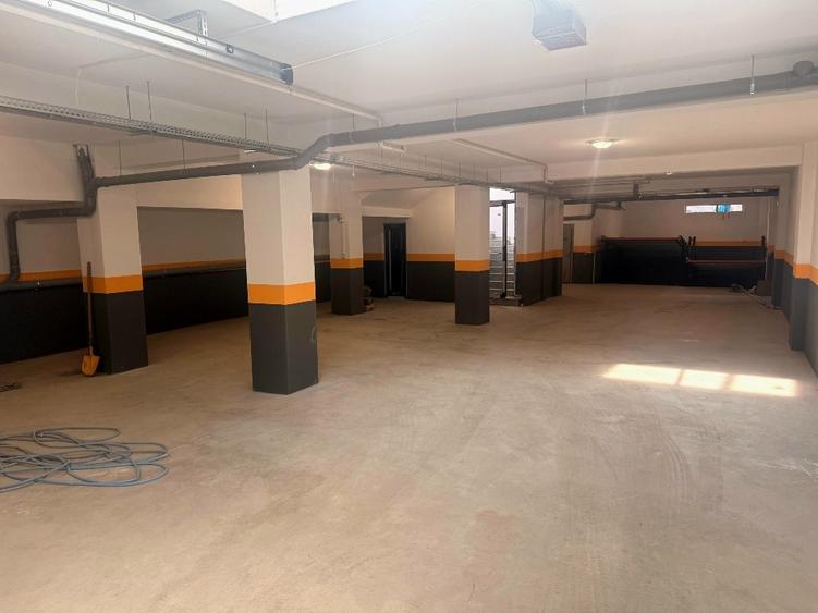 Apartament cu 2 camere decomandat în 1 Mai