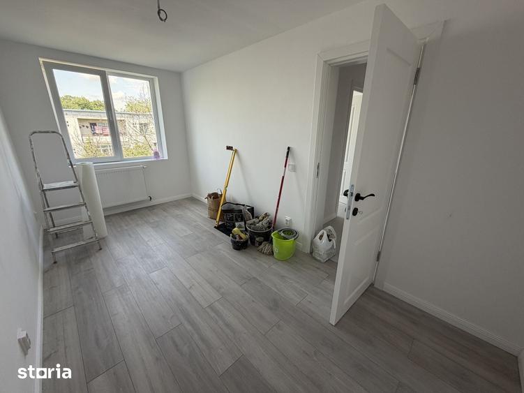 Apartament cu 3 camere în Andrei Mureșanu