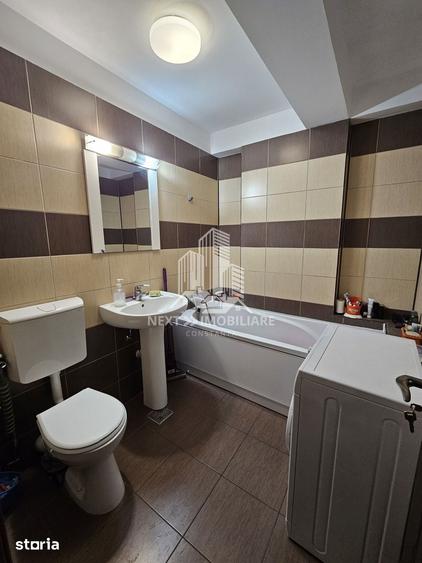 Apartament cu 3 camere decomandat în Halta Traian