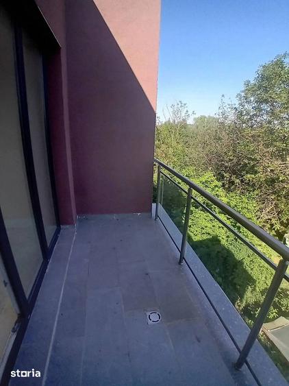 Casă cu 4 camere cu Teren 100 Mp în Nord