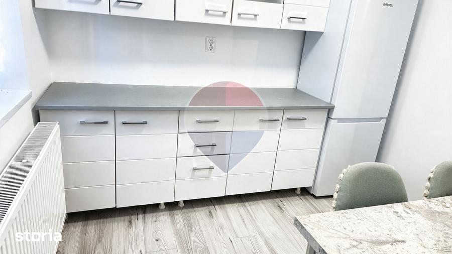 Apartament cu 2 camere nedecomandat în Central