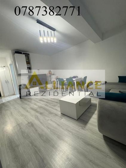 Apartament cu 3 camere decomandat, mobilat în Central