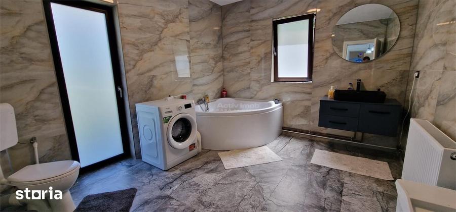 Casă cu 5 camere cu Teren 993 Mp în Calea Caransebeșului