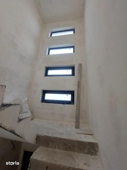 Casă cu 5 camere cu Teren 465 Mp în Cumpăna