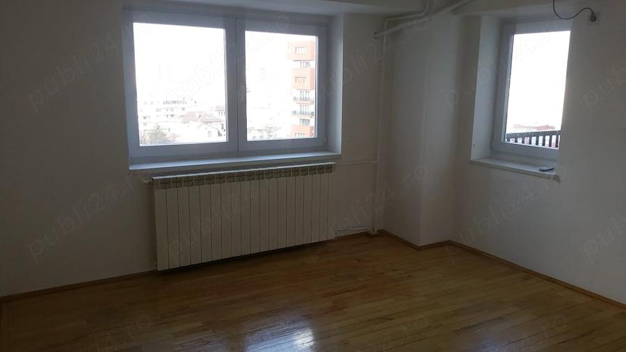 Casă cu 4 camere cu Teren 140 Mp în Unirii