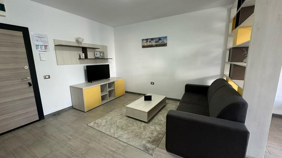 Apartament cu 2 camere decomandat, mobilat în Mamaia-Sat