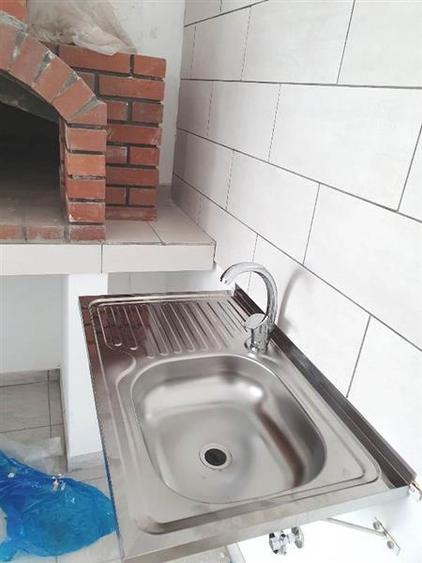 Casă individuală cu 3 camere cu Teren 561 Mp în Central