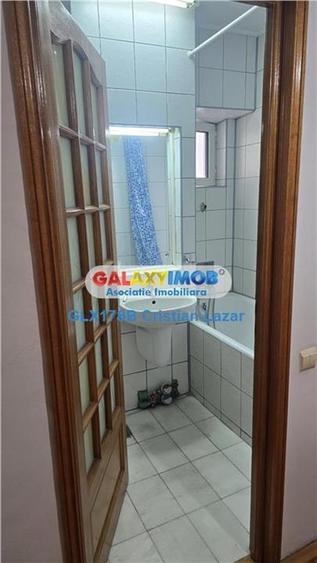 Apartament cu 2 camere semidecomandat în Victoriei