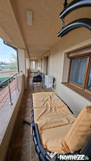 Casă cu 6 camere cu Teren 445 Mp în Nord