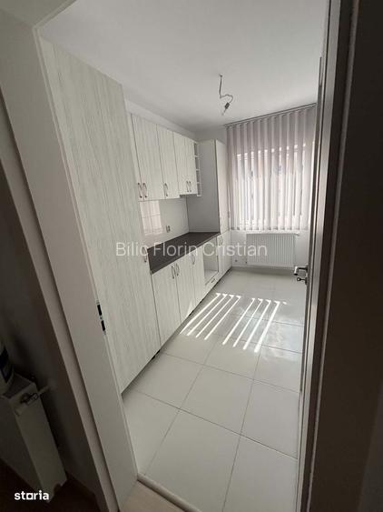 De vanzare 2 camere decomandate ,et.1 ,Ipotesti(Hereditas)-Suceava
