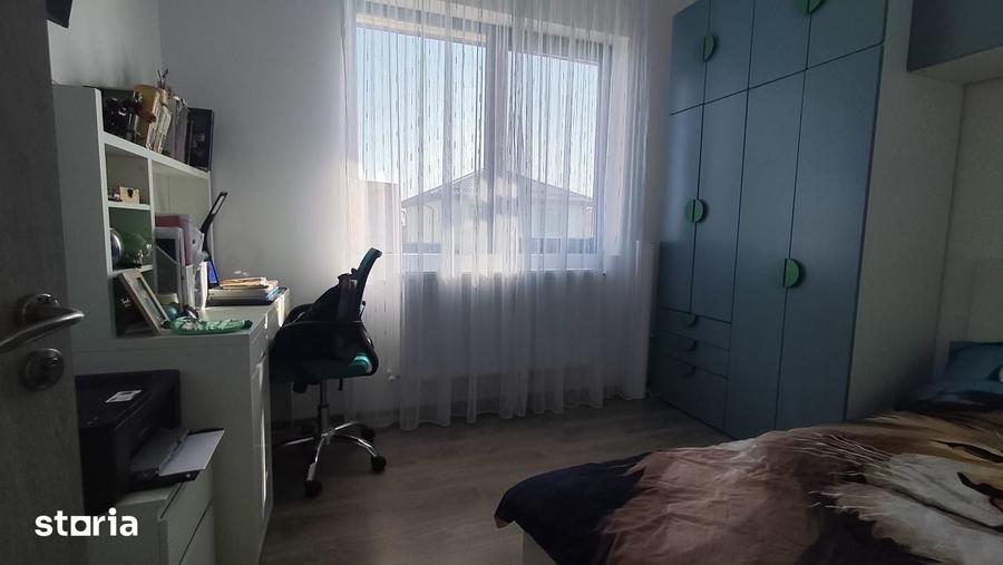 Casa cu 4 camere, curte ?i pivni?a, Berceni - 3