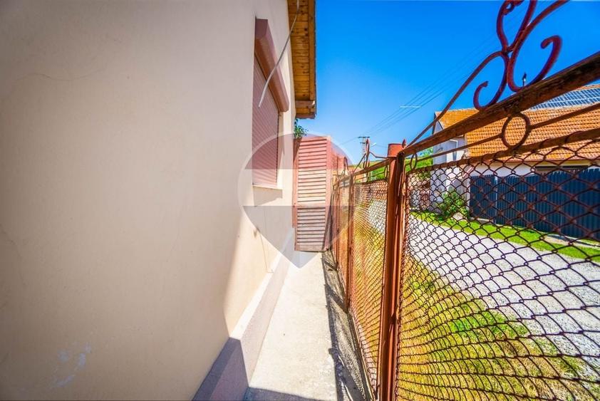 Casă individuală cu 3 camere cu Teren 565 Mp în Zizin