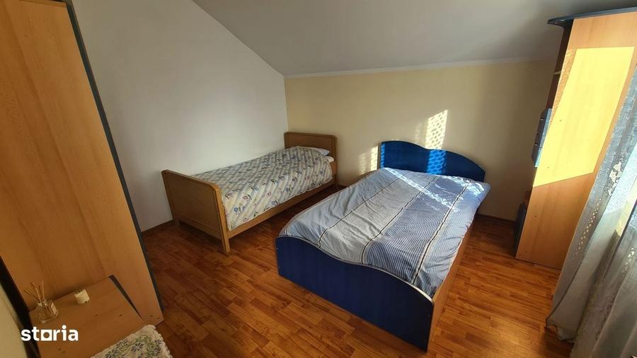 Casă cu 3 camere în Central