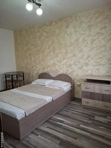 Garsonieră decomandată în Curtea de Argeș