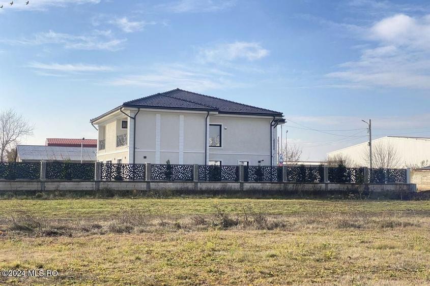 Teren Construcții intravilan de 2409 mp, în Afumați