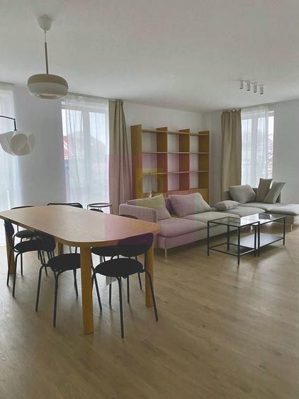 Apartament cu 3 camere decomandat în Grădina Icoanei