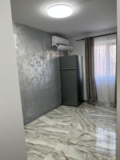 Vand garsoniera impecabila totul nou in ea - 1