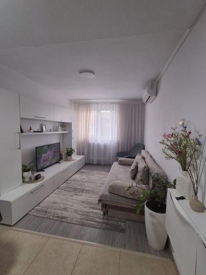 Apartament cu 2 camere de vanzare - 1