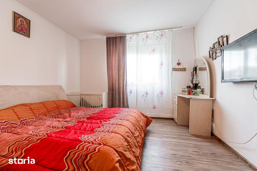 Casă cu 3 camere cu Teren 3950 Mp în Dorobanți