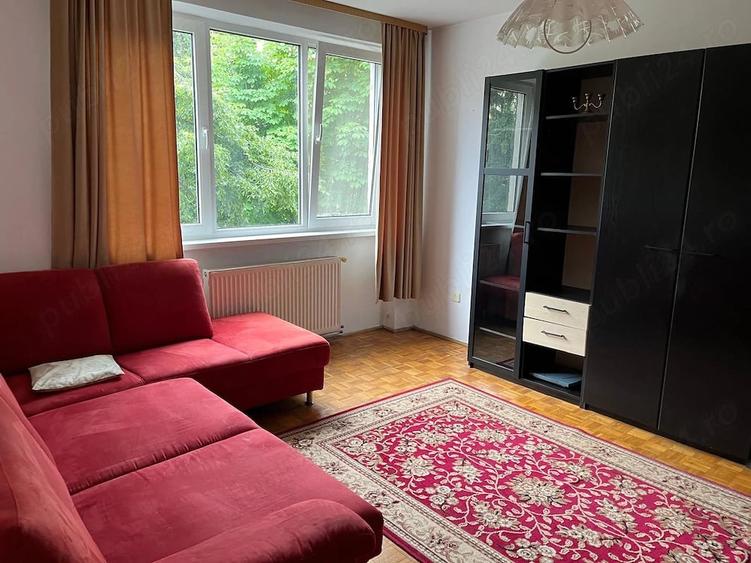 Apartament cu 2 camere decomandat în Cedonia
