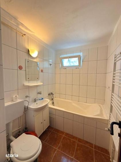 Apartament cu 2 camere semidecomandat în Tomis II
