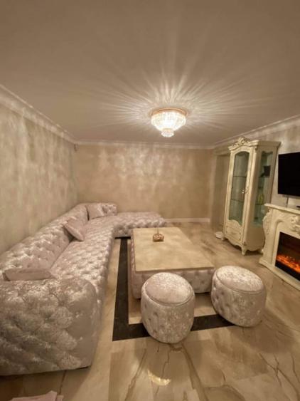 Apartament cu 3 camere decomandat în Central