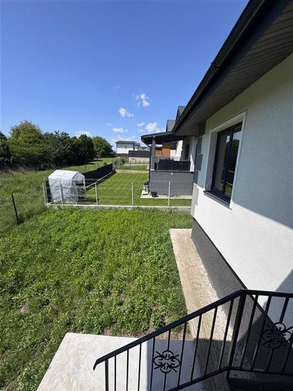 Casa Superba 4 camere cu 2 bai beci terasa Valea Adanca - 2