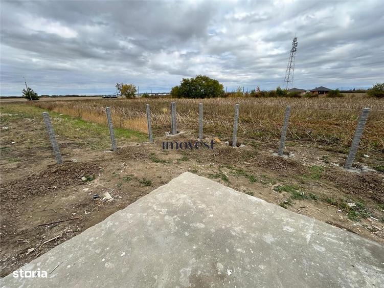 Casă cu 4 camere cu Teren 350 Mp în Odoreu