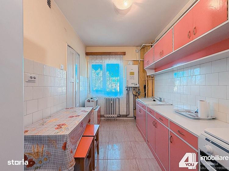 Apartament cu 2 camere semidecomandat în Boul Roșu