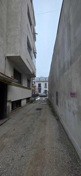 Apartament cu 2 camere semidecomandat în Eminescu