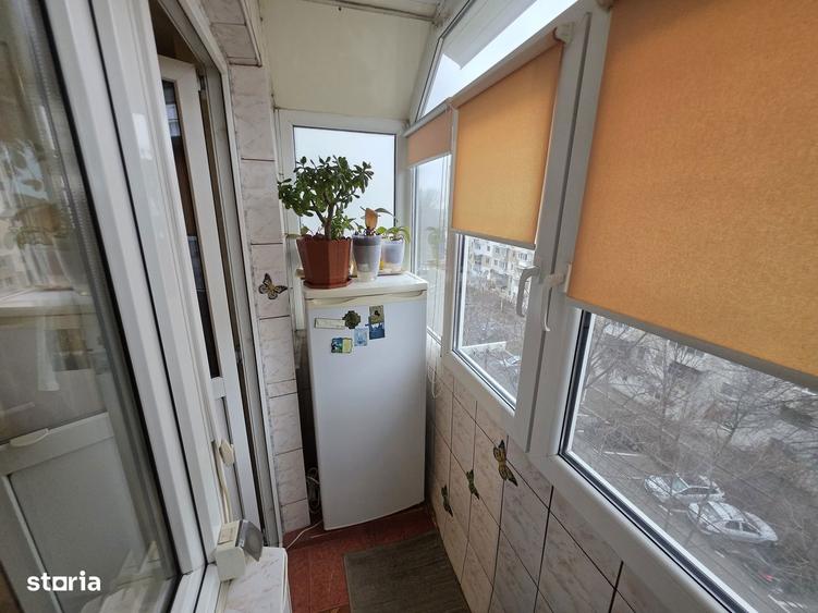 Apartament cu 2 camere în Viziru 3