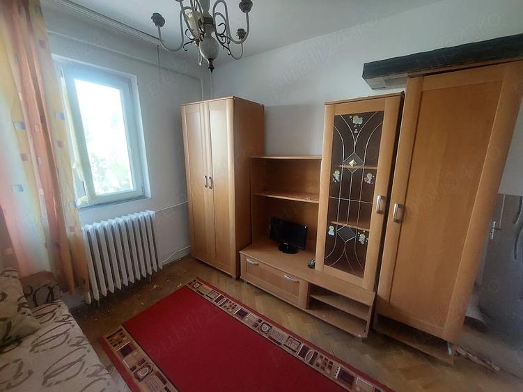 Apartament de inchiriat 3 camere - 1
