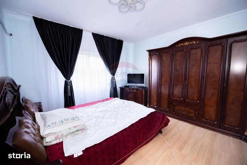 Casă cu 4 camere în Central