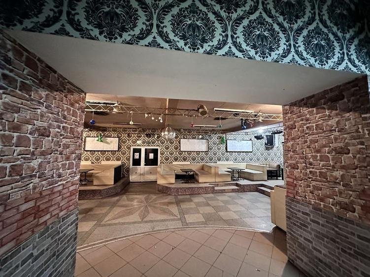 Spațiu comercial, de 350 mp, în Mislea