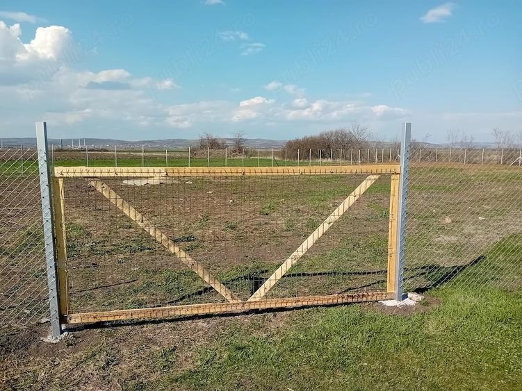 Teren de 2800 mp, în Radila
