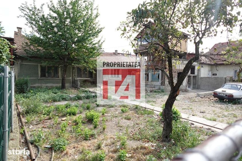 Casă cu 3 camere cu Teren 468 Mp în Central