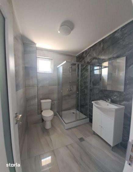Casă cu 4 camere cu Teren 237 Mp în Central