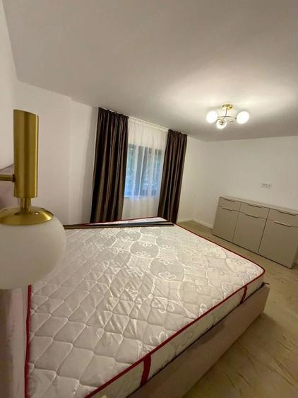Apartament cu 2 camere decomandat în Mircea cel Bătrân