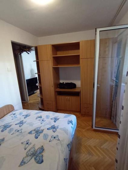 2 camere de vanzare Apusului, Militari - 8