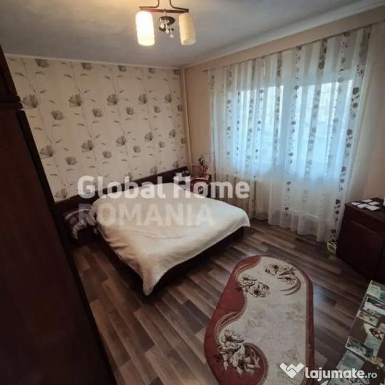 Apartament cu 3 camere decomandat în Decebal