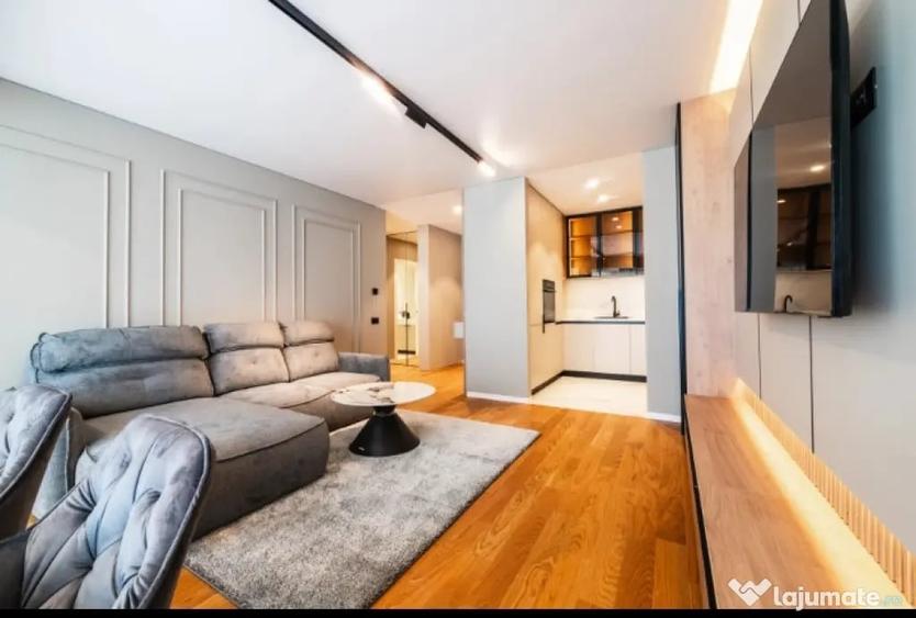 Apartament cu 2 camere decomandat în Floreasca