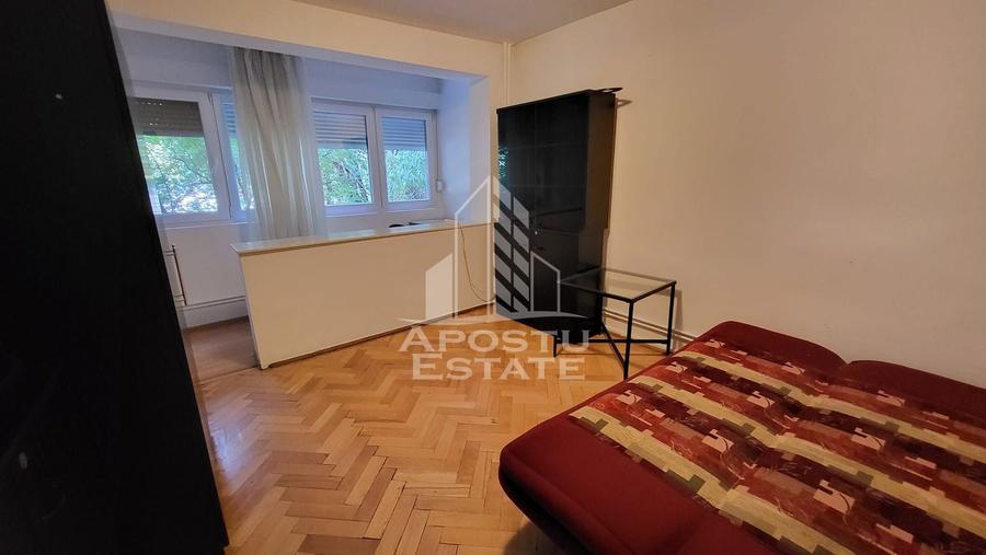 Apartament cu 2 camere decomandat, zona Spitalului Judetean - 1